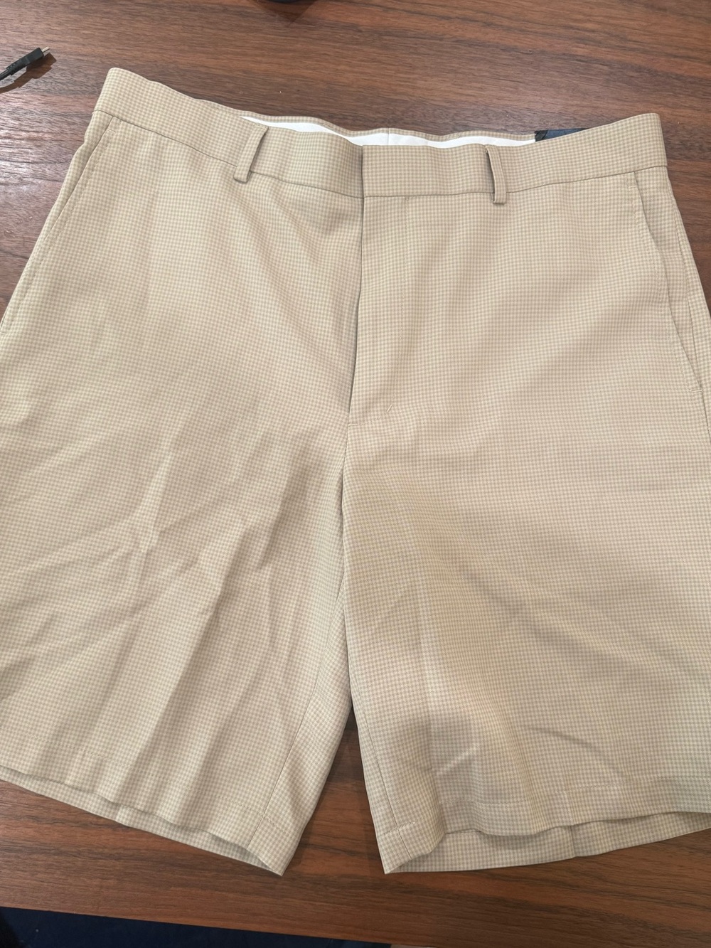 Walter Hagen dry fit Men's Tan Patterned shorts